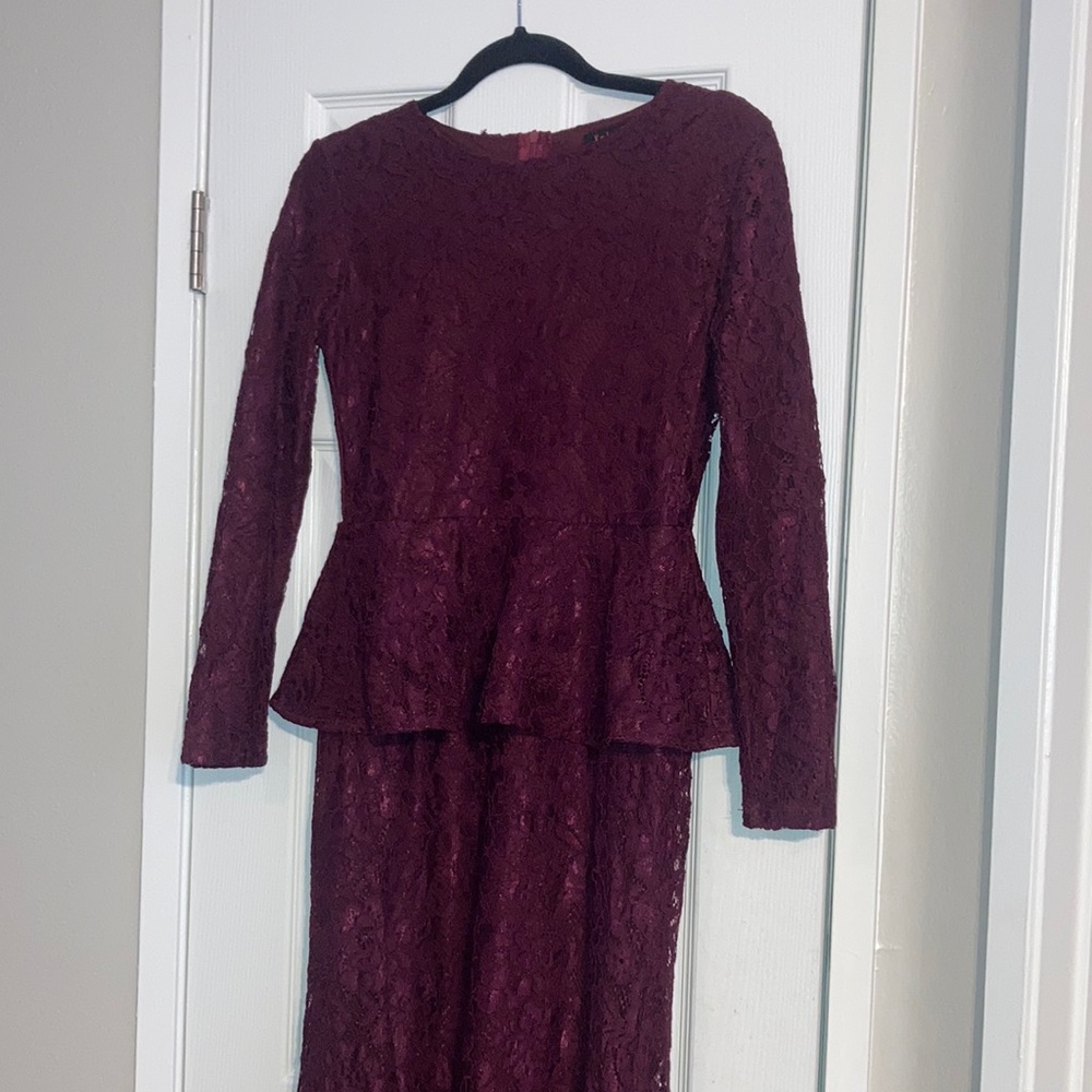 Mermaid lace peplum dress